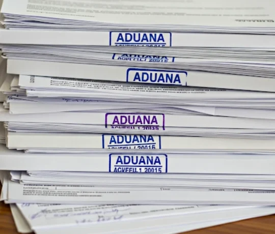 Qué documentos se necesitan para importar - agente de aduanas Oyarzun